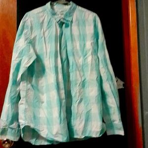 Old Navy large classic button up